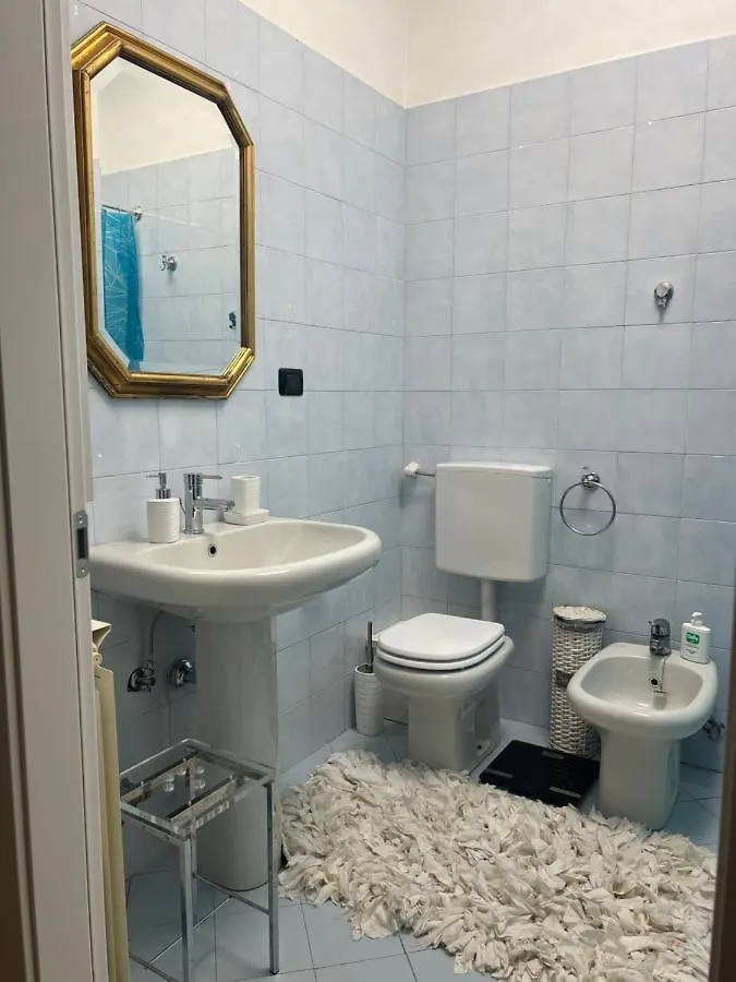 Apartment Hopper House Central Bologna Italy